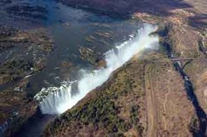 Sehenswürdigkeit in Afrika: Victoria Falls - Viktoriafälle